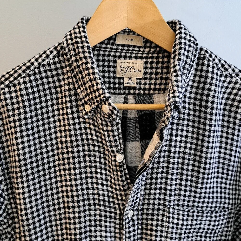 J. Crew Men's Medium Slim Fit Double-Weave Button Down Shirt Style #AY988 - Picture 1 of 15